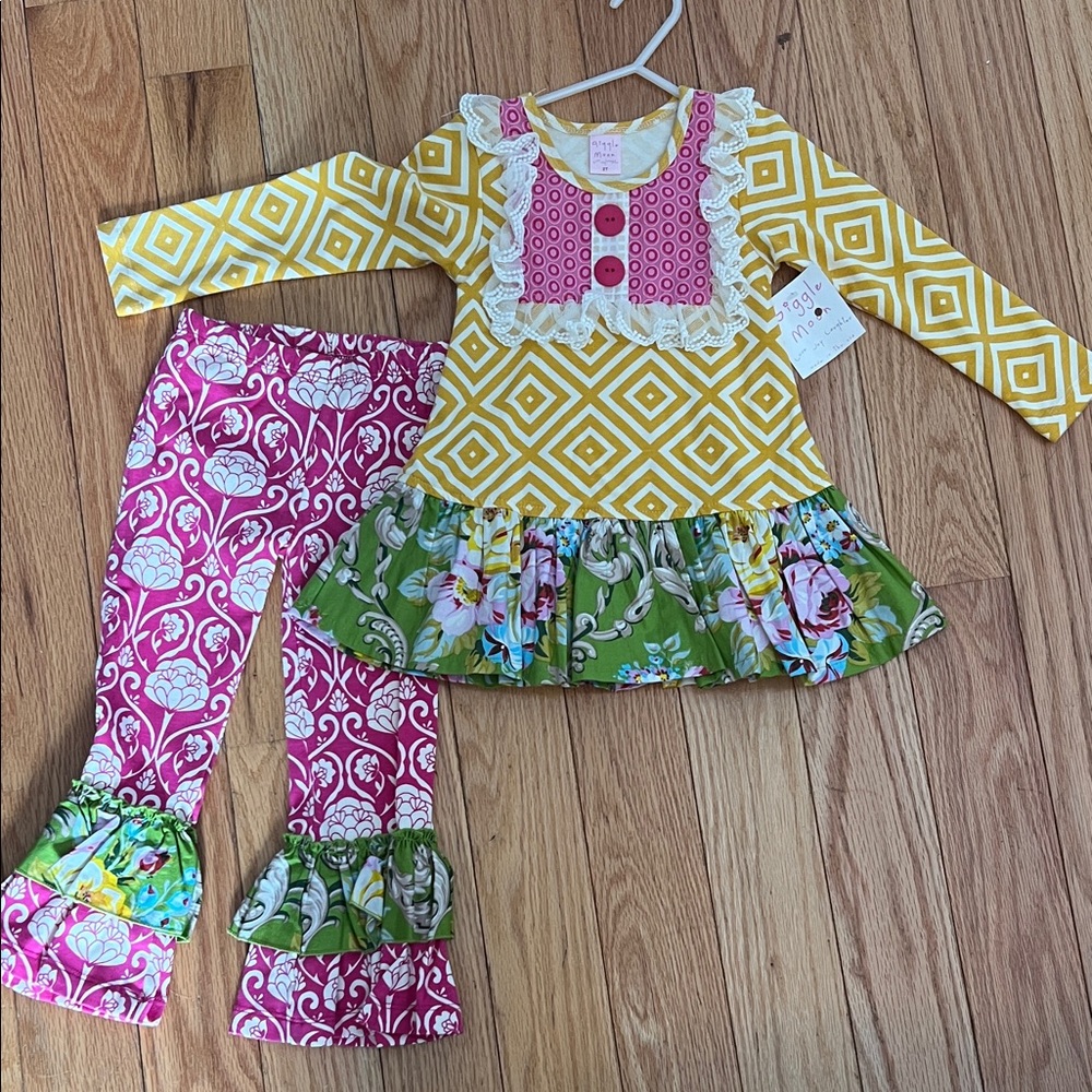 Giggle Moon Yellow and Pink Kids Matching Set